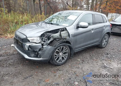 2016 Mitsubishi Outlander Sport 2.0 Es z USA, uszkodzony, nr VIN JA4AR3AU4GZ038425